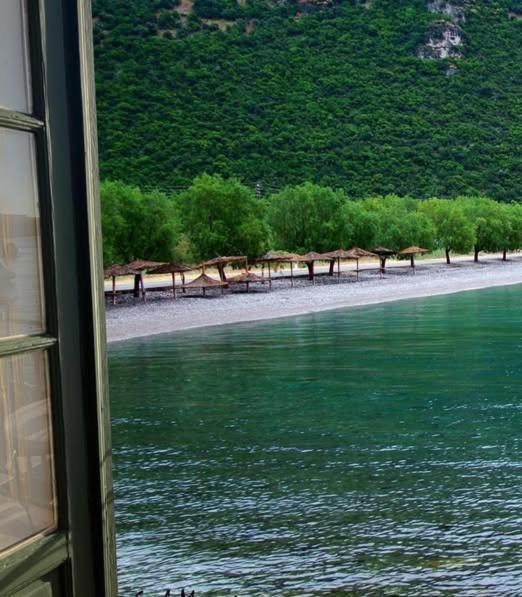 Nafpaktos Beach Luxury Suites Εξωτερικό φωτογραφία